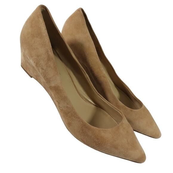 NWOT! TALBOTS! FAWN BEIGE/TAN GENUINE SUEDE LEATHER WEDGE HEEL PUMPS! SZ 9M - Picture 1 of 10